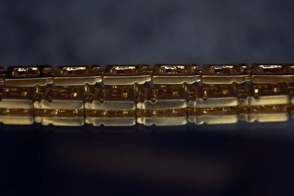 Classical Meander Link Necklace